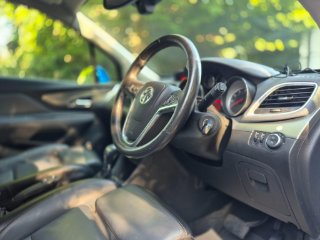 /photos/11285/1c92d6e8-284e-43e9-ae88-817e936c3571_i320x240.jpg
