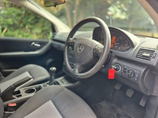 /photos/11285/80da1792-0075-4850-9ea8-66e5ce90c773_i320x240.jpg